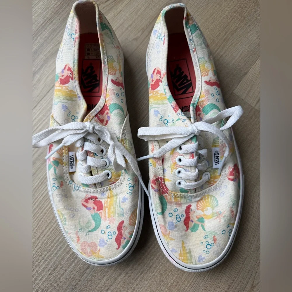 Vans RARE Little Mermaid Print - Picture 1 of 9